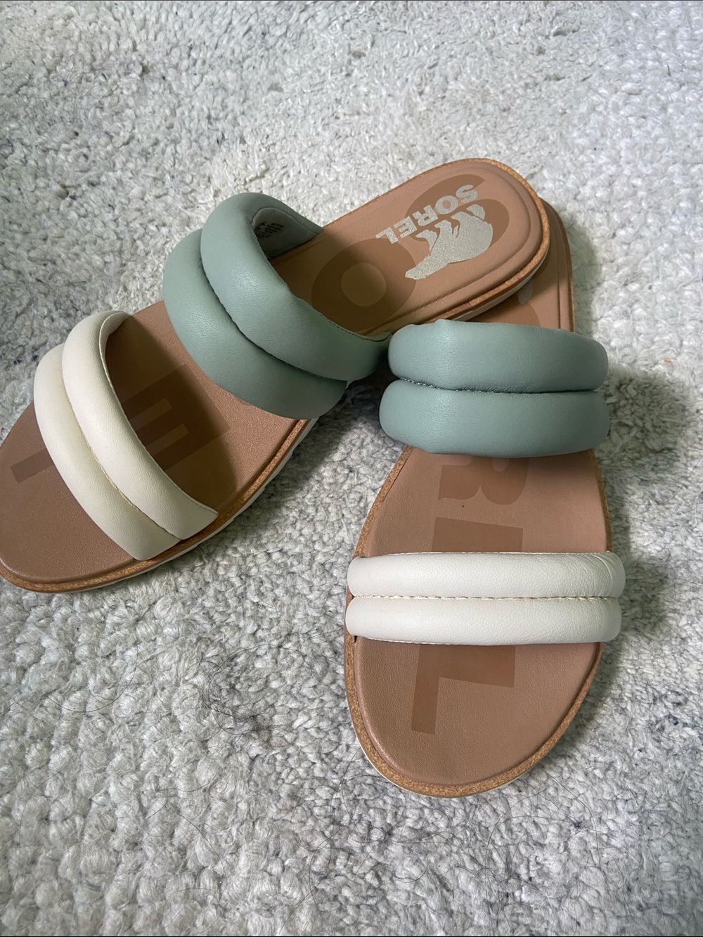 Sorel Ella II Puff Slide Two-Strap Slide Sandals in Sage and Cream